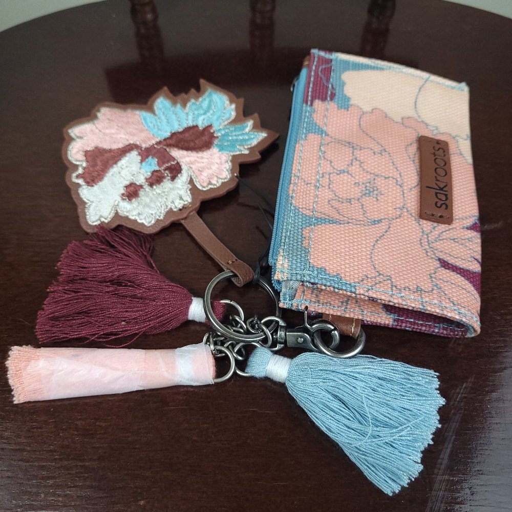 Sakroots coinpurse/keychain